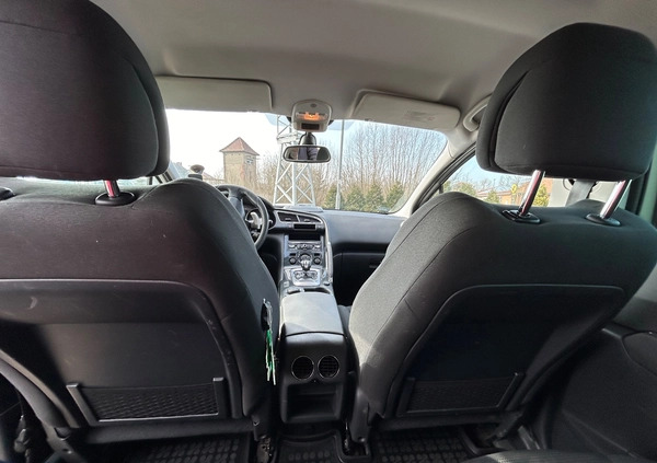Peugeot 3008 cena 35000 przebieg: 257600, rok produkcji 2013 z Police małe 277